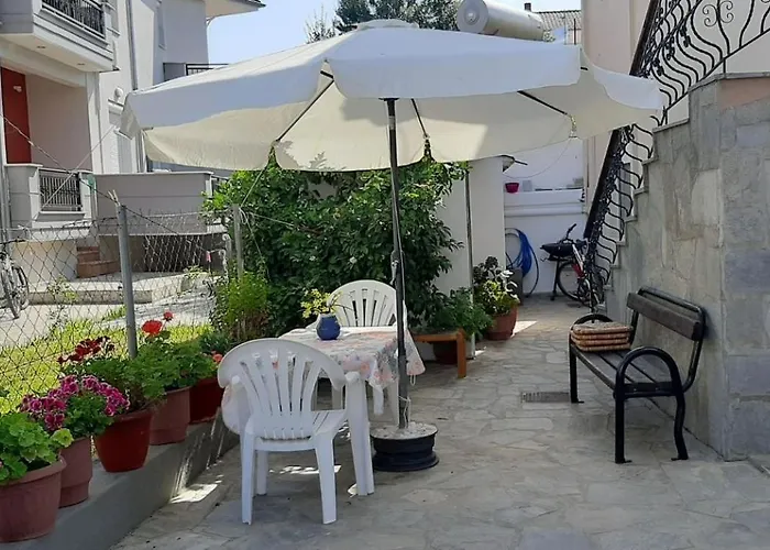 Evelyn * Limenas (Thasos)